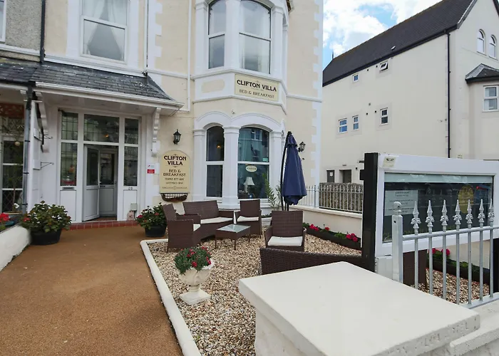 Clifton Villa Guest House Llandudno