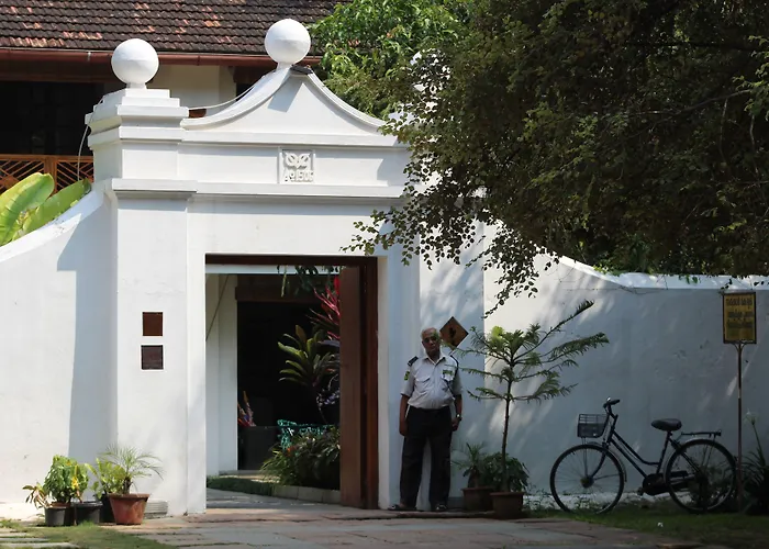 Le Colonial 1506 - Exclusive Luxury Hideaway Hotel Kochi