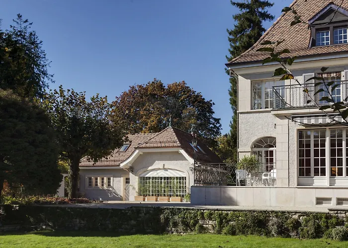 Le Jour Et La Nuit Bed & Breakfast Geneva