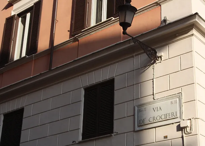 Town House Fontana Di Trevi Bed & Breakfast Rome