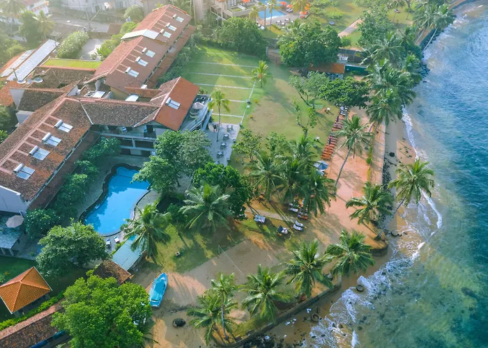 Earl'S Reef Hotel Bentota