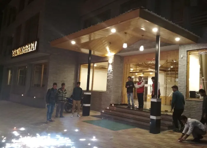 Sarthak Regency By M K Hospitality,Rangri, Manali,Hp,Just 1 Kms From Volvo Parking Hotel