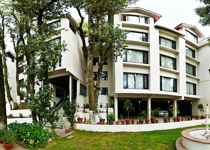 Indraprastha Resort - A Centrally Heated And Air Cooled City Center Resort Dalhousie
