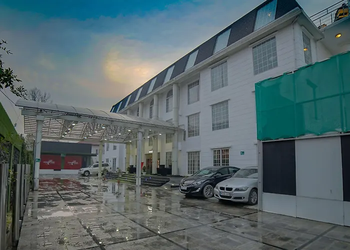 Hotel Rose Petal Srinagar