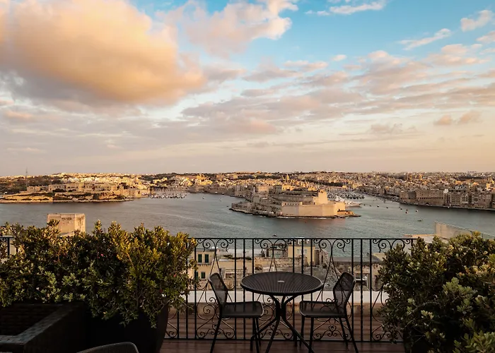 1926 Le Parisot Boutique Suites Valletta