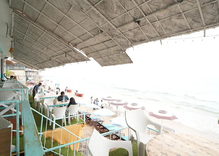 Janets & Johns Beach Resort Since 1989 Anjuna