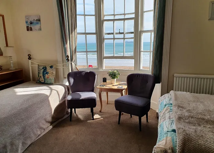 Lyndale Guest House Weymouth