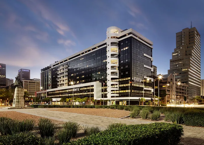 The Onyx Apartment Hotel By Newmark Cape Town