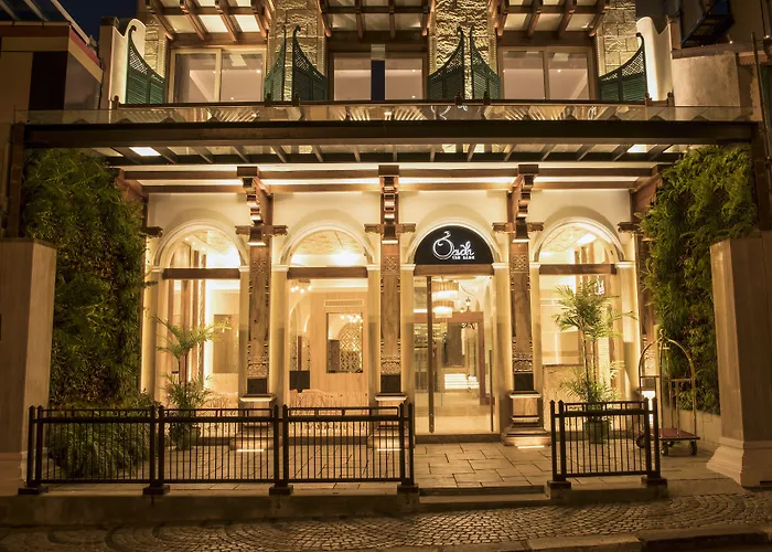 The Radh Hotel Kandy
