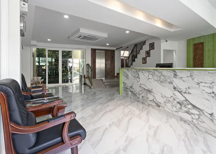 Royale 8 Ville Guest House Bangkok