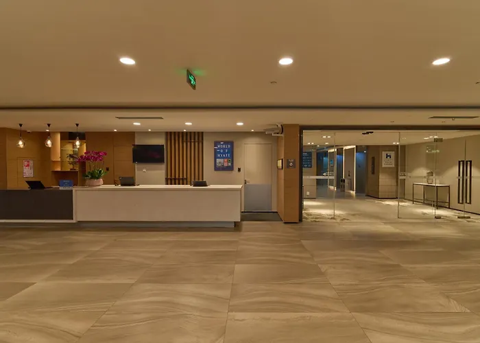 Hyatt House Shenzhen Airport Hotel