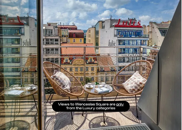 Vn17 Rooftop Suites By Adrez Prague