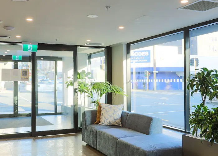Ramada By Wyndham Wellington Taranaki Street Hotel