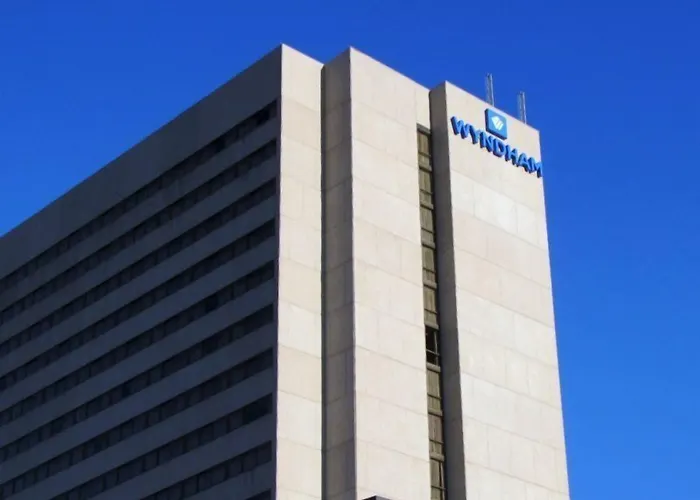Wyndham Houston West Energy Corridor Hotel
