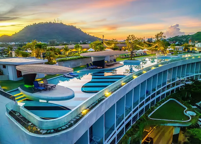 Homa Phuket Town Hotel