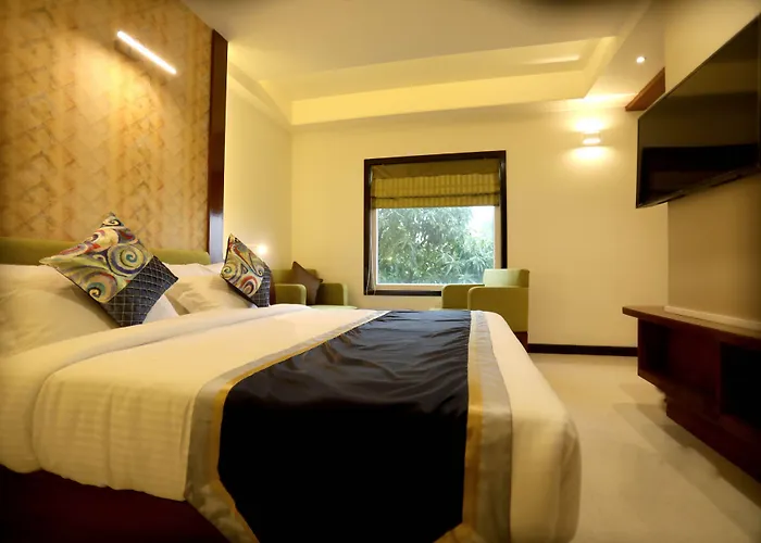 The Pinnacle Inn Sarnath - Close To Sarnath Temple Varanasi