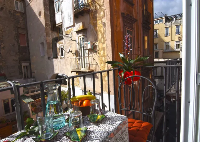Pala Suites Naples