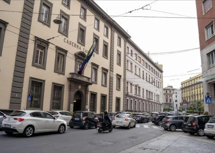 Molo 5 Bed & Breakfast Naples