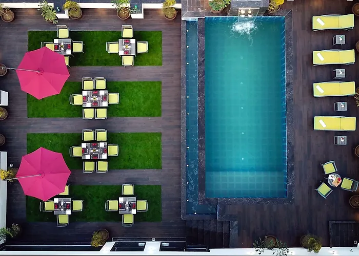 Golden Tulip Agra Hotel