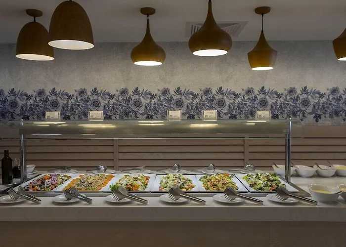 Odessa Beach Hotel Protaras