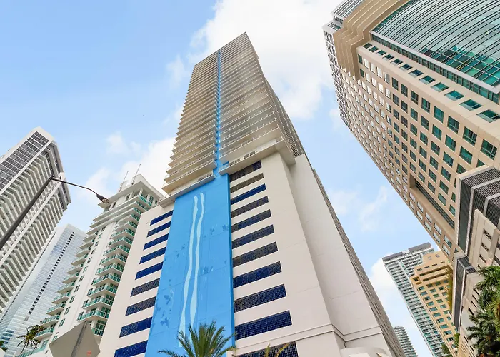The Club At Brickell Bay Luxury Suites Miami