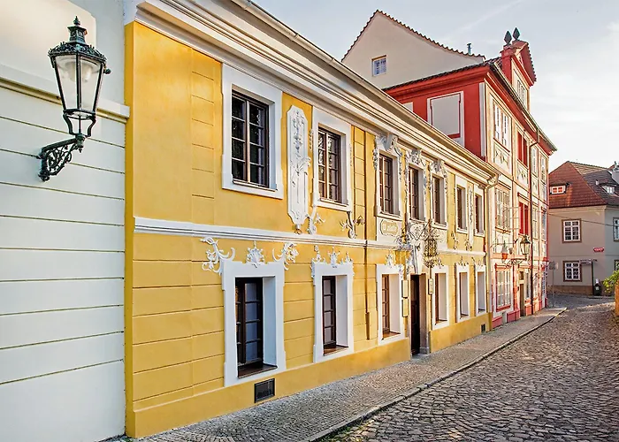 Spa Beerland Chateaux - U Zlate Hrusky / At Golden Pear Prague