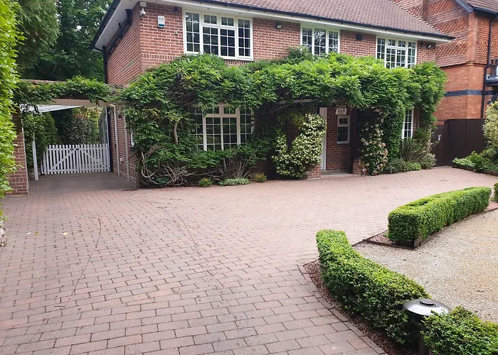 Little Robin Gate - Free Parking - Central - 10 Min Walk To Train Station Bournemouth