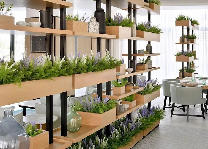 Vida Emirates Hills Hotel Dubai