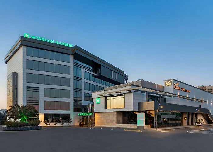 Wyndham Garden Baku Hotel