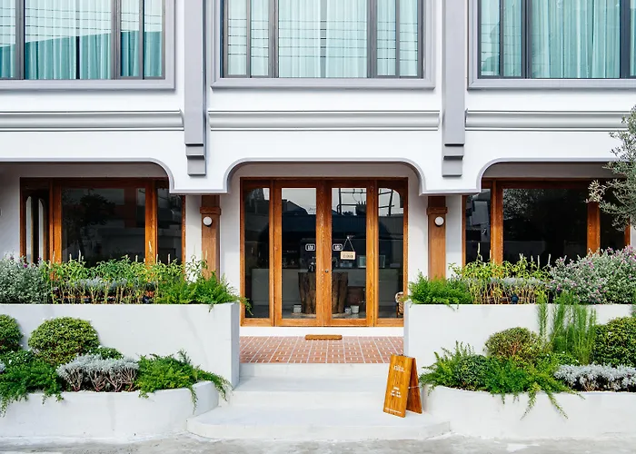 Vst Punnawithi Hotel Bangkok