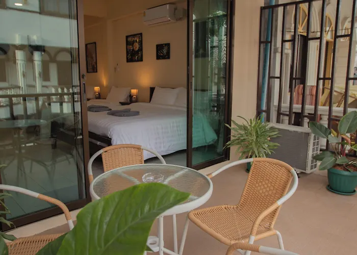 Maiiam Guesthouse Patong Beach