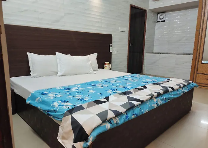 Hotel Purohit Sindhi Camp Jaipur