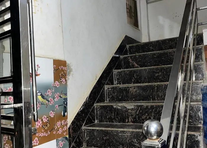 Sukh Dham Hotel Vrindavan