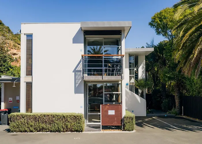 Sumner Bay Motel Christchurch