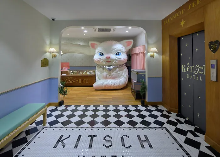 Kitsch Hotel Bangkok