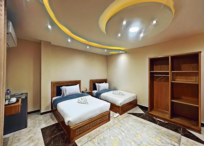 Pyramids Crypt Hotel Cairo