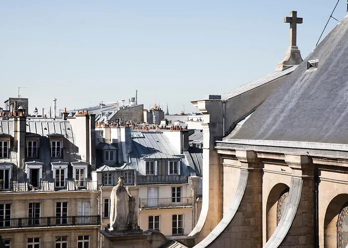 Hotel Lumen Paris Louvre