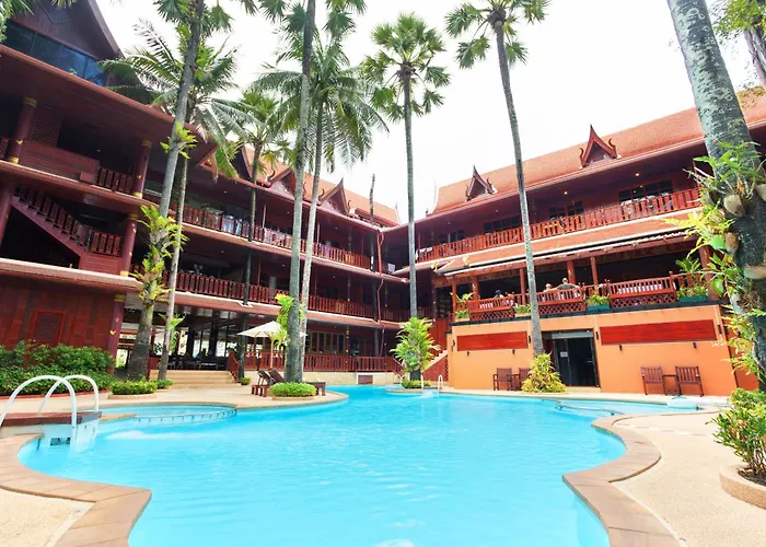Royal Phawadee Village Patong - 2 Minutes Walk To The Beach