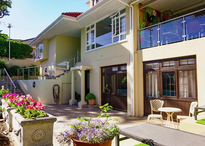 Sundown Manor Guest House Cape Town