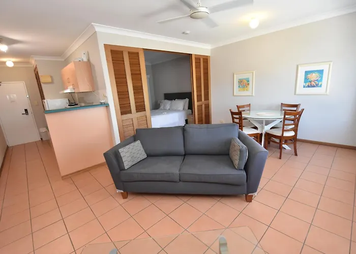 Royal Palm Villas Cairns
