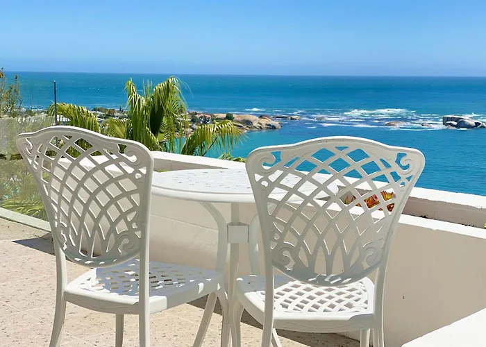 Clifton Yolo Spaces - Clifton Mansion Villa Cape Town