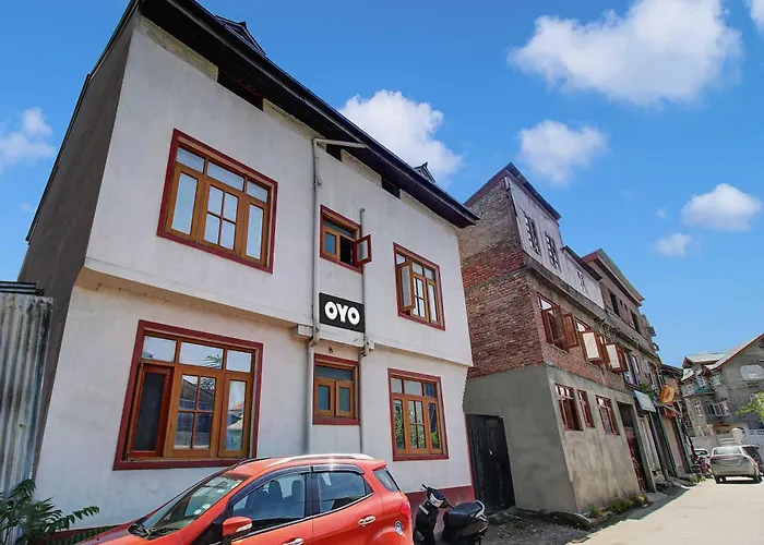 Hotel O By Oyo Wooden Cave By M2 Srinagar 