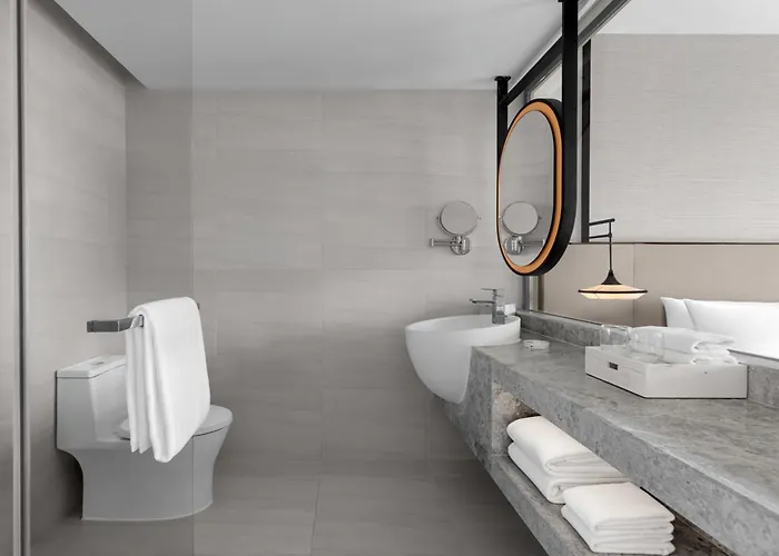 Courtyard By Marriott Bangkok Suvarnabhumi Airport