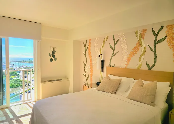 Ocean View Room At Ala Moana Hotel- Fees Include Honolulu