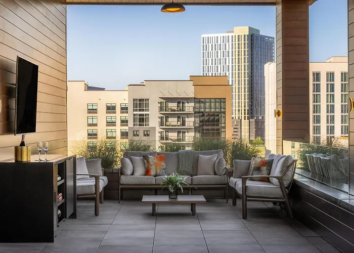 The Printing House Hotel, Tapestry Collection By Hilton Nashville