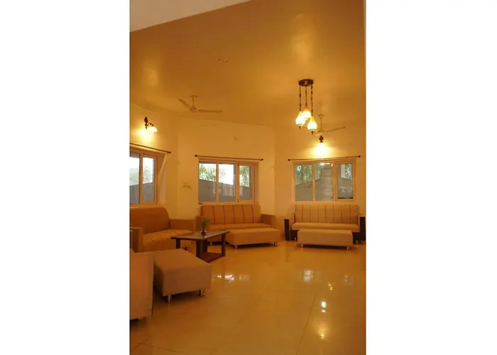 Hotel Shree Krishna Jungle Resort Khajuraho