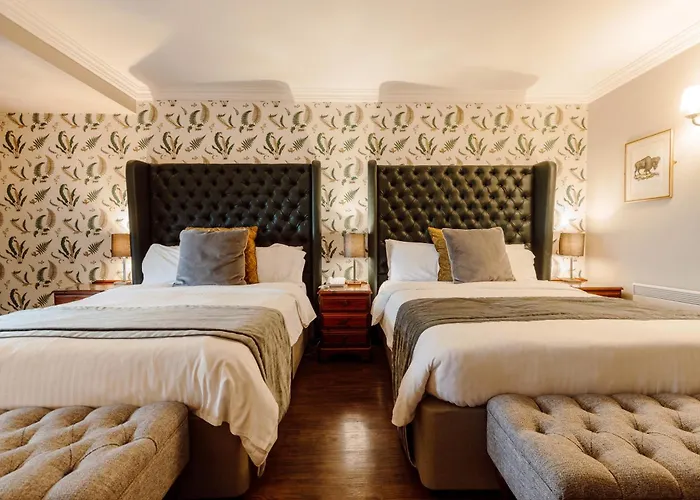 New House Country Hotel Cardiff