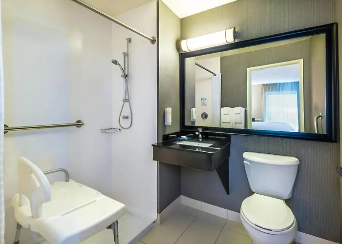 Comfort Inn Ancienne-Lorette - Quebec Airport