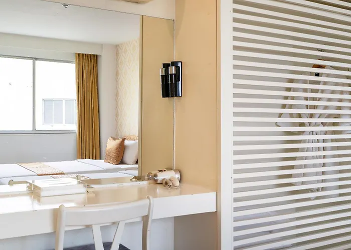 Summit Pavilion Hotel Bangkok