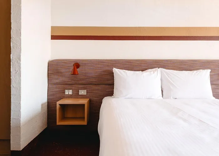 Statesman Hotel Canberra